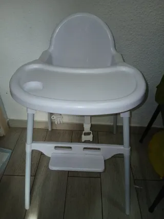 Trona para bebé blanca