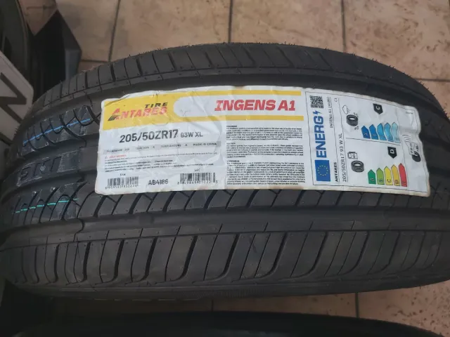 Neumático Antares 205/50ZR17 93W XL