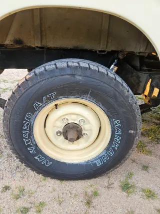 Land Rover Santana 1980