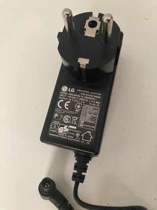 C73 – ADAPTADOR TELEVISION LG ADS-40FSG-19. ADAPTA