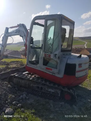 Excavadora  takeuchi tb 145