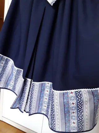 Falda y pañuelo Neska"70 euros "