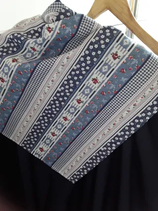 Falda y pañuelo Neska"70 euros "