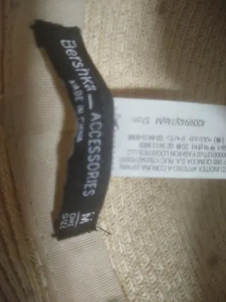 Pamela de ala ancha beige