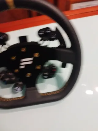 Volante Fanatec con botones Xbox