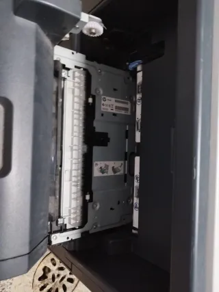 Impresora HP LaserJet Enterprise 700 M712dn