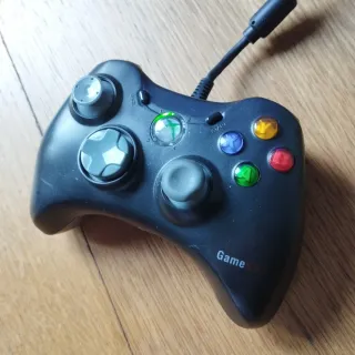 Controller Xbox 360 con cavo (Funzionante)