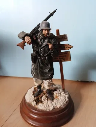 Figura escala 1/16 militar