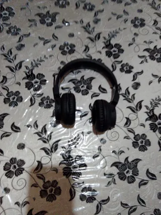 Auriculares inalámbricos negros