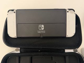 Nintendo Switch OLED Bianca e Nera