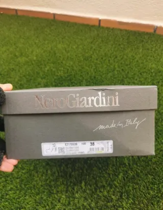 Botín tacón piel Nero Giardini beige