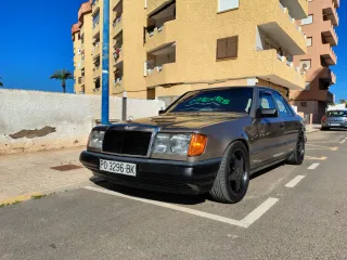 Mercedes-Benz Clase E 1991