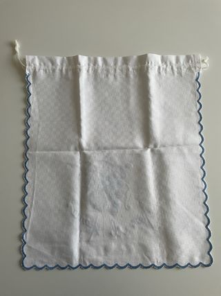 Sacchetto per il pane ricamato