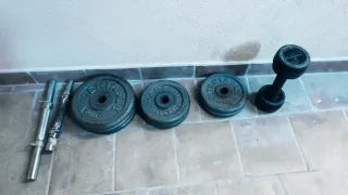 Mancuernas y discos de pesas