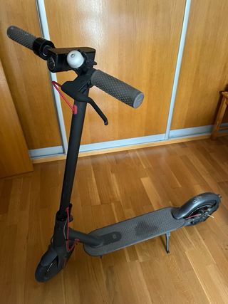 Monopatín Eléctrico (Batería no operativa)