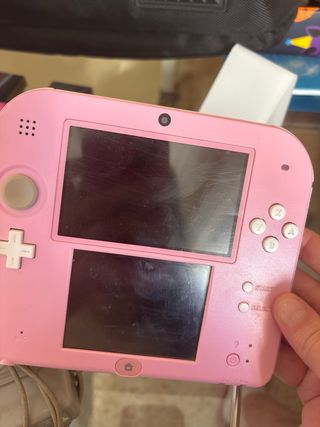 Nintendo 2DS Rosa + 2 Giochi leggi descrizione