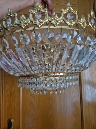 Lámpara colgante cristal y metal dorado