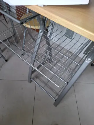 Mesa y 2 Sillas Plegables