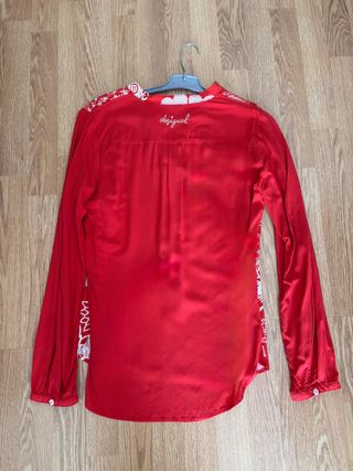 Blusa Desigual Estampada Roja Manga Larga Talla M