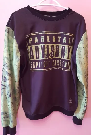 Sudadera juvenil con estampado