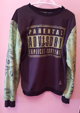 Sudadera juvenil con estampado