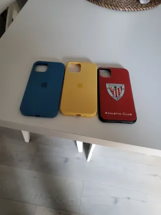 3 custodie per iPhone 11 (Apple)