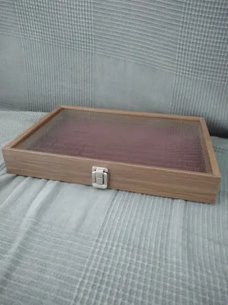 Expositor Anillos NUEVO terciopelo y madera.