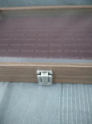 Expositor Anillos NUEVO terciopelo y madera.