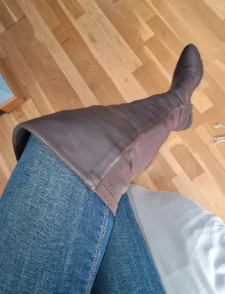 Botas altas de cuero