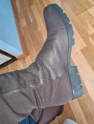 Botas altas de cuero