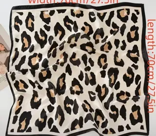 Pañuelo 70x70 cm estampado