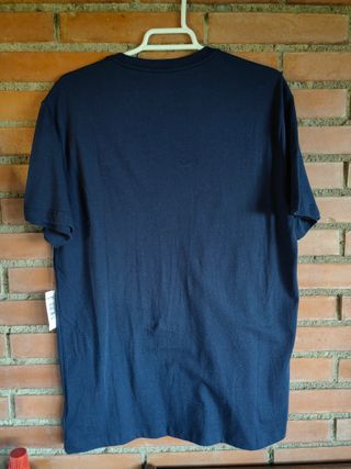 x2 CAMISETAS GAP - NUEVAS CON ETIQUETAS