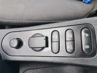 SEAT LEON ÚNICO PROPIETARIO