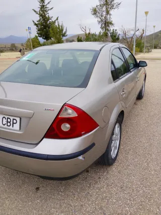 Ford Mondeo 2002