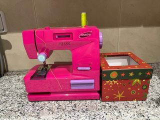 Máquina de coser infantil JOUSTRA rosa