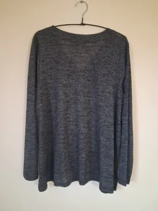 Jersey WOMAN cuello pico gris