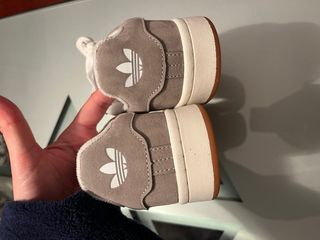 Adidas Campus grises