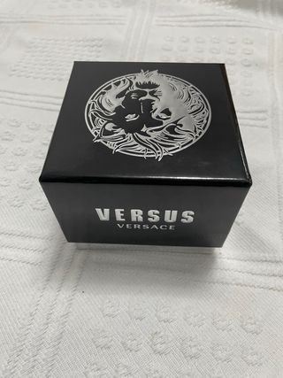 Reloj Versus Versace Dorado