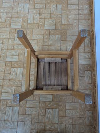 Taburete de madera maciza