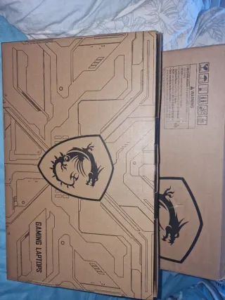 Portátil Gaming MSI A16 HX D8WGKG-200XES