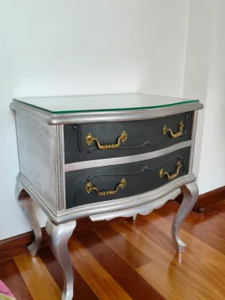 Mesita Noche antigua Restaurada plateaday gris