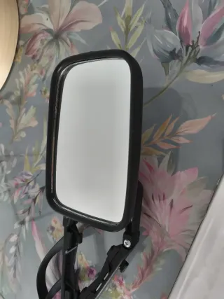 Retrovisores auxiliares caravana