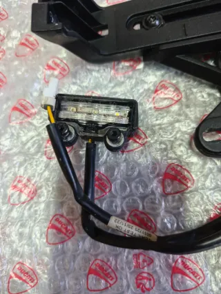 Portaplaca Ducati Multistrada V4s