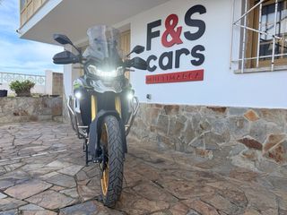 Voge 900 DSX Negra y Verde