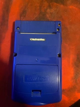 Nintendo Game Boy Color Pikachu + Pokémon Oro/Argento