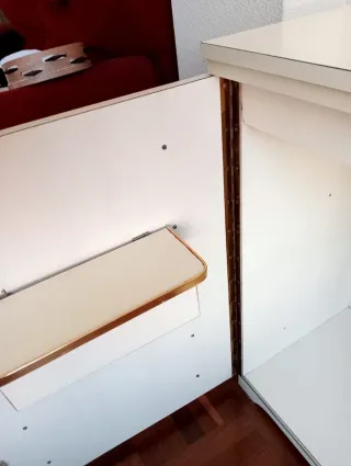 Cómoda de maquina de coser