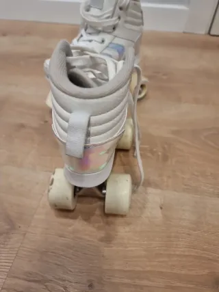 Patines niña blancos con cordones 32