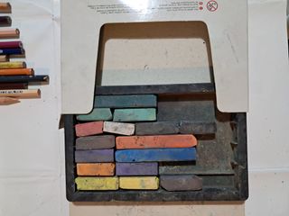 Set 24 Gessi Policromi Quadrati Colori Intensi