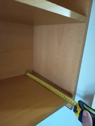 Estantería de madera