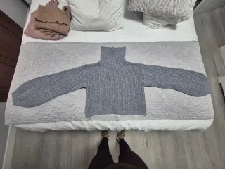 Jersey SHEIN cuello alto gris 13-14 años